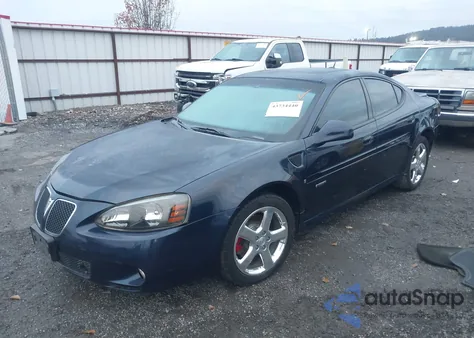 2008 Pontiac Grand Prix Gxp z USA, uszkodzony, nr VIN 2G2WC55CX81177693